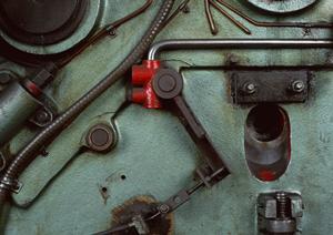 気圧ホイスト導入のメリットと安全対策|作業効率化とコスト削減を実現